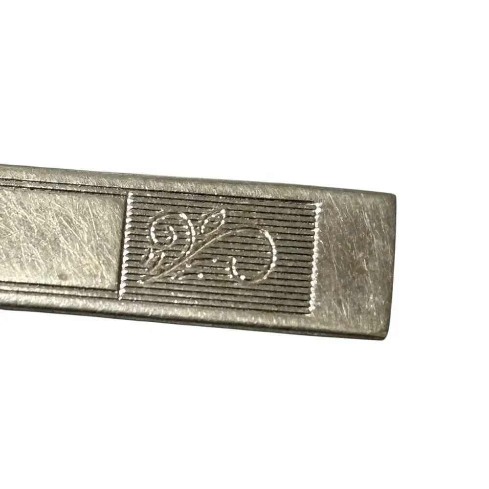 Stylized Flowers Vintage Silver Tone Tie Clip With Design